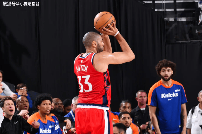 爱游戏APP-新生代挑战老将!NBA比赛中的对抗