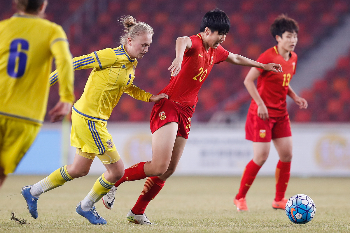 爱游戏tv-澳大利亚女足领队赴国际比赛备战