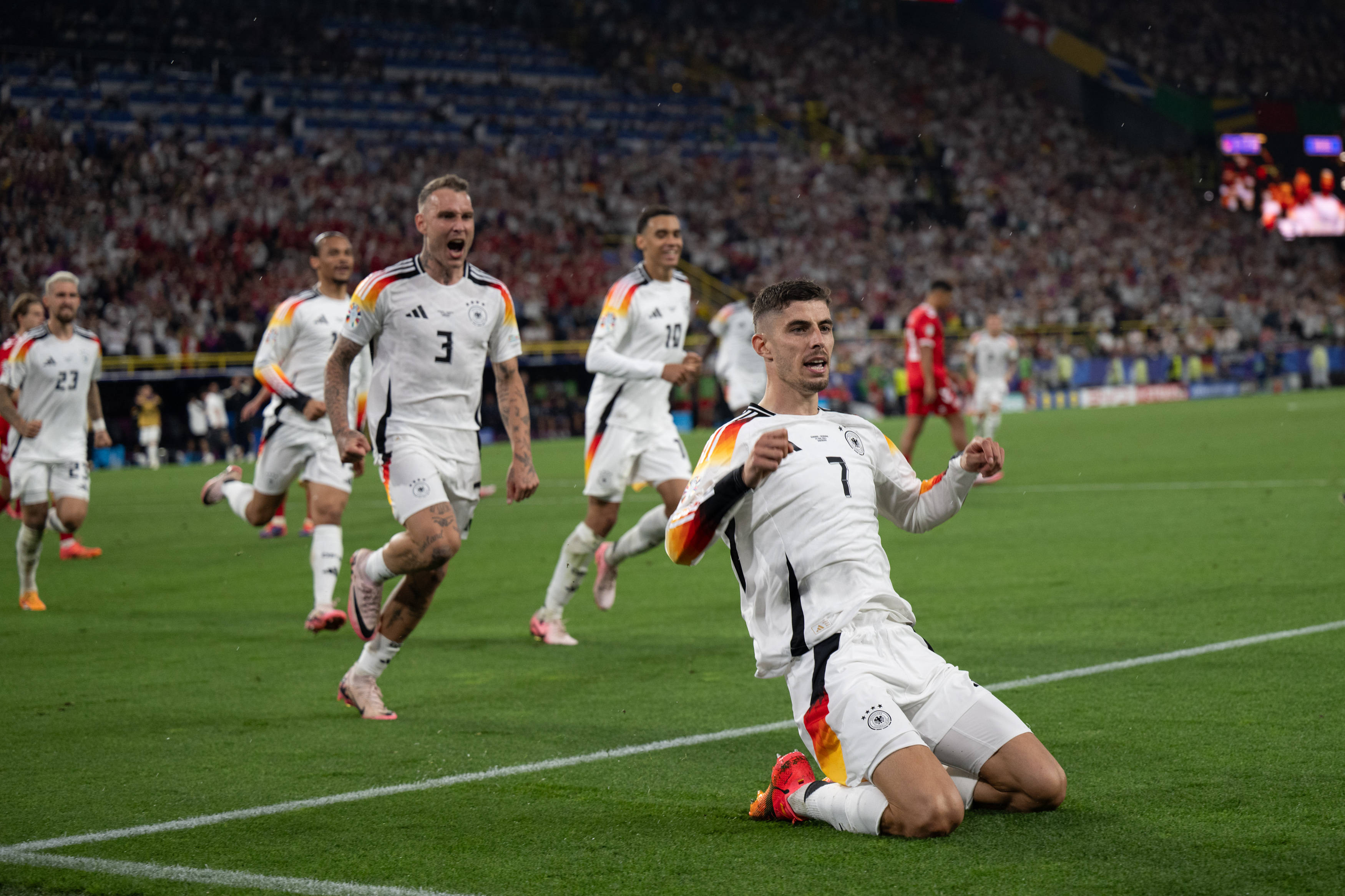 关于多特蒙德-战胜塞维利亚晋级八强的信息 关于多特蒙德-战胜塞维利亚晋级八强的信息