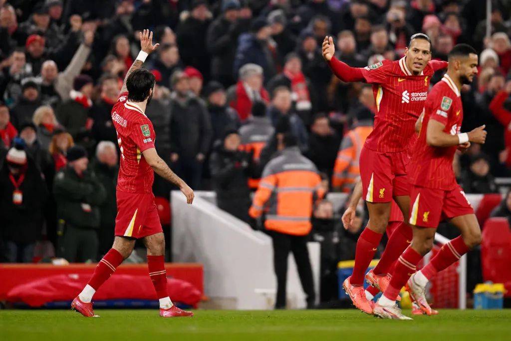 爱游戏大厅-包含球队之间的比赛中,一场精湛的进攻战术令人惊叹的词条