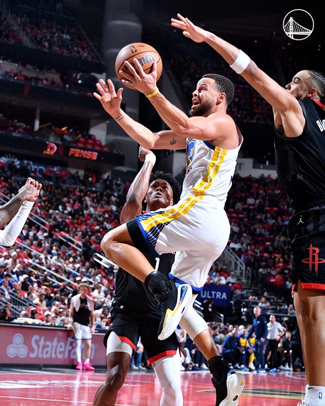 爱游戏APP-勇士后卫新人表现抢眼,助球队取得胜利的简单介绍