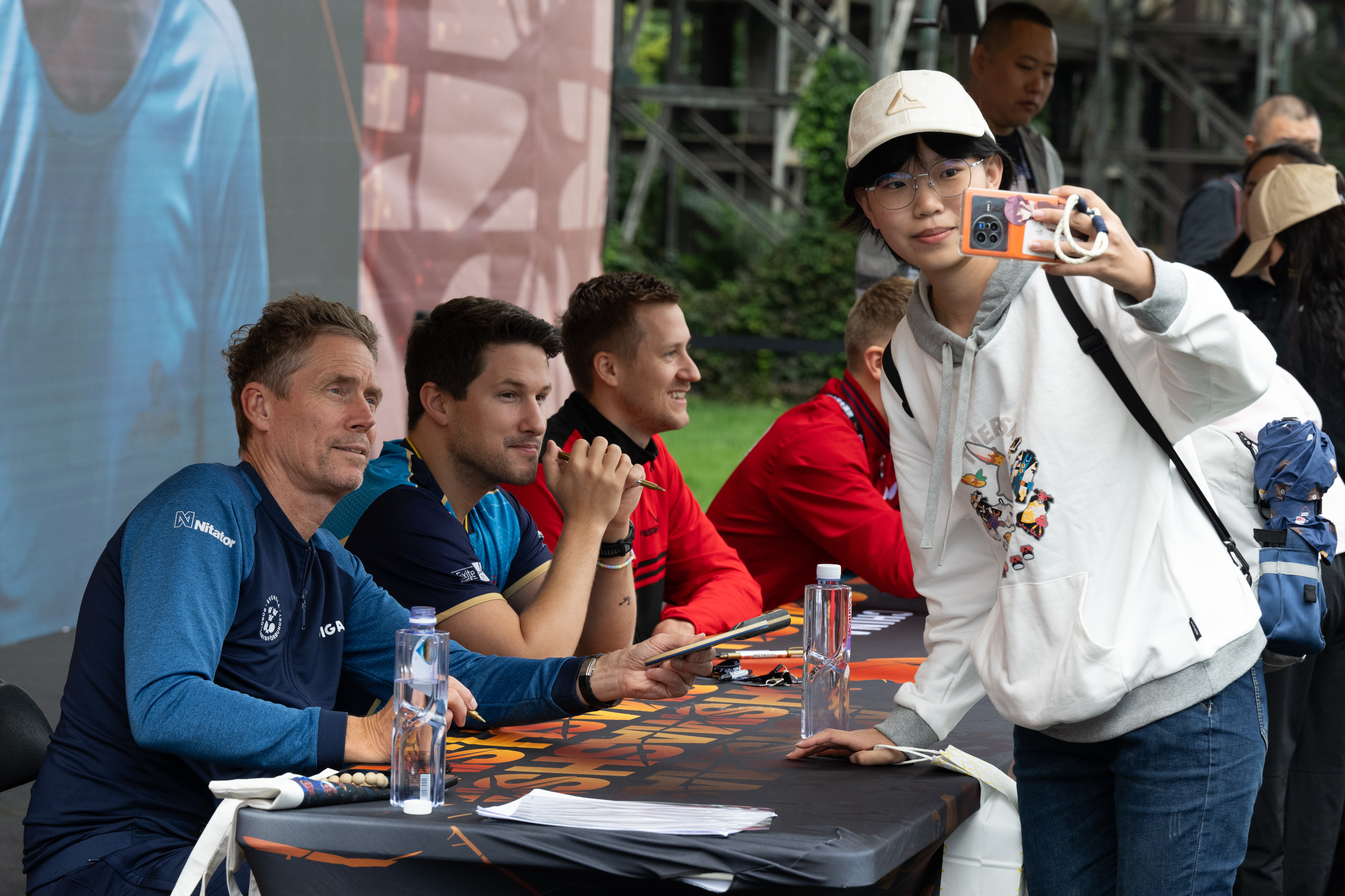 瑞典篮球甲级联赛上演精彩对决，球迷热情高涨的简单介绍