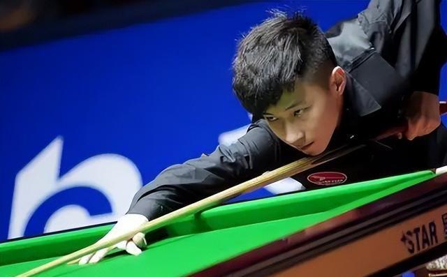 爱游戏tv-沙尔克球员努力奋战,最终战胜强敌的简单介绍