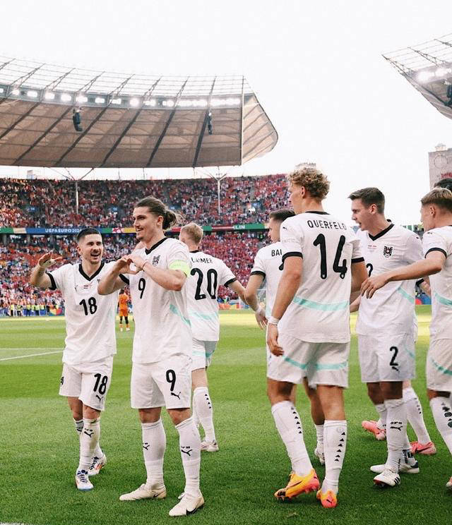 爱游戏在线-奥地利队顽强对抗成功晋级欧洲预选赛