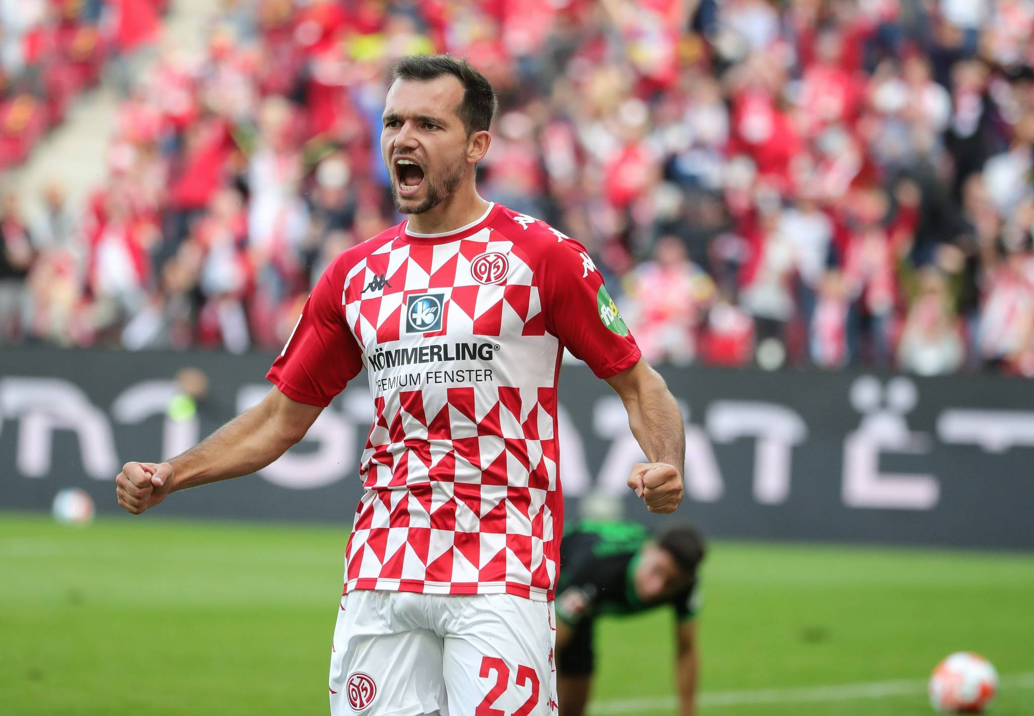 爱游戏-弗赖堡主场-战平,保持不败势头的简单介绍