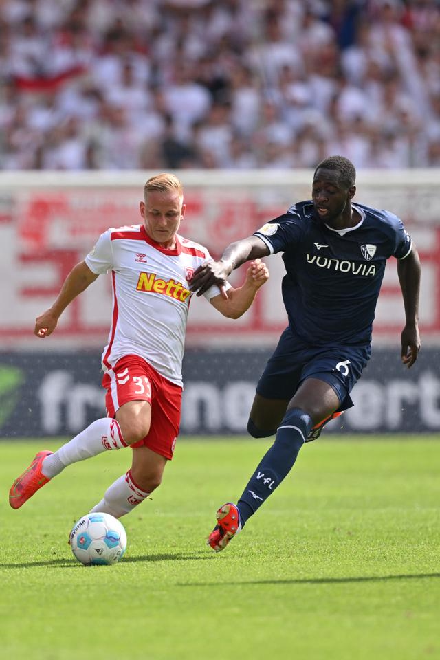 爱游戏官网-柏林赫塔客场击败对手，豪取三分