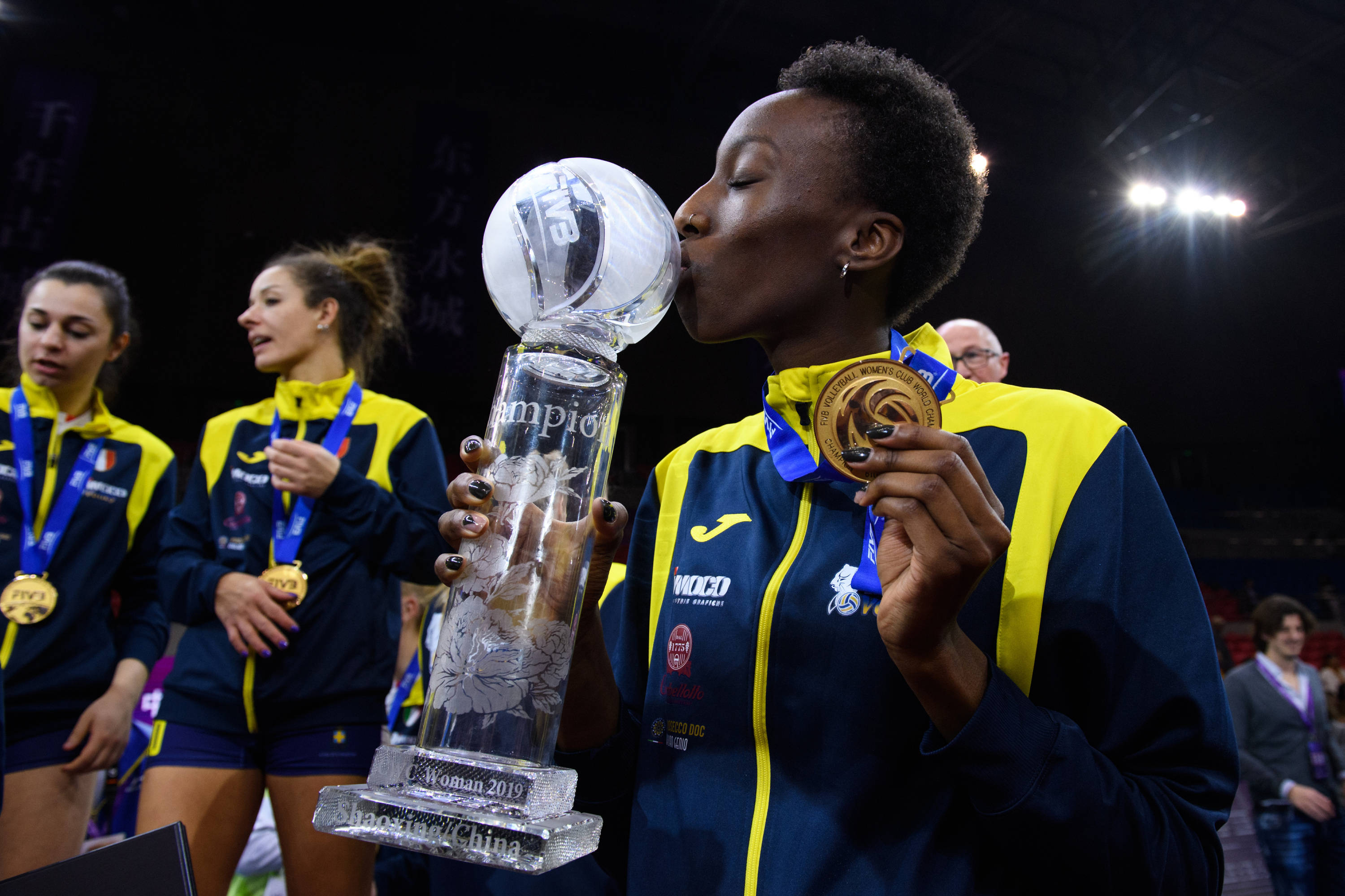 爱游戏入口-埃因霍温对阵费内巴切,强强对决的简单介绍