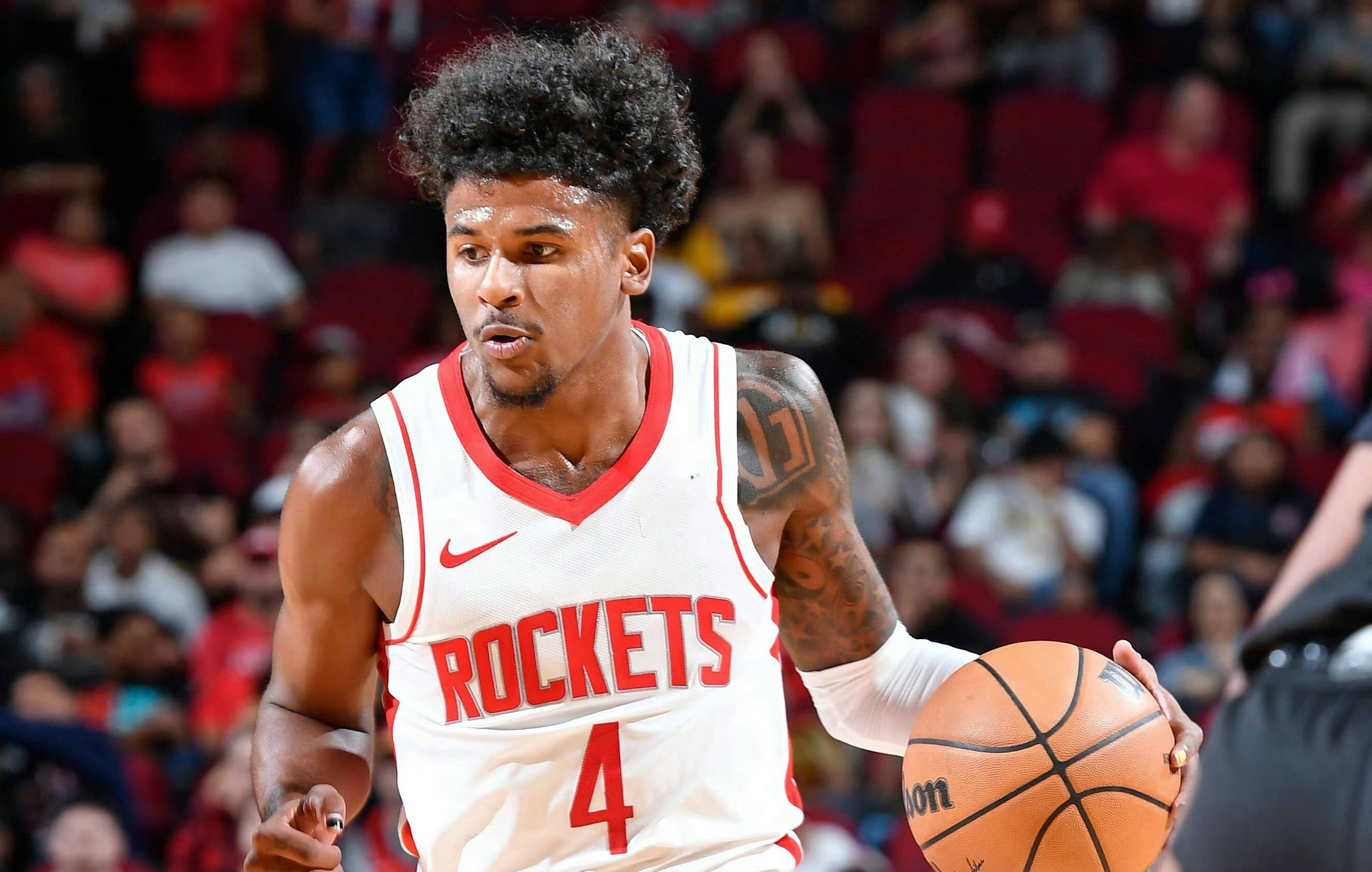 火箭成功挺进西部半决赛,掀起篮球热潮 火箭成功挺进西部半决赛,掀起篮球热潮