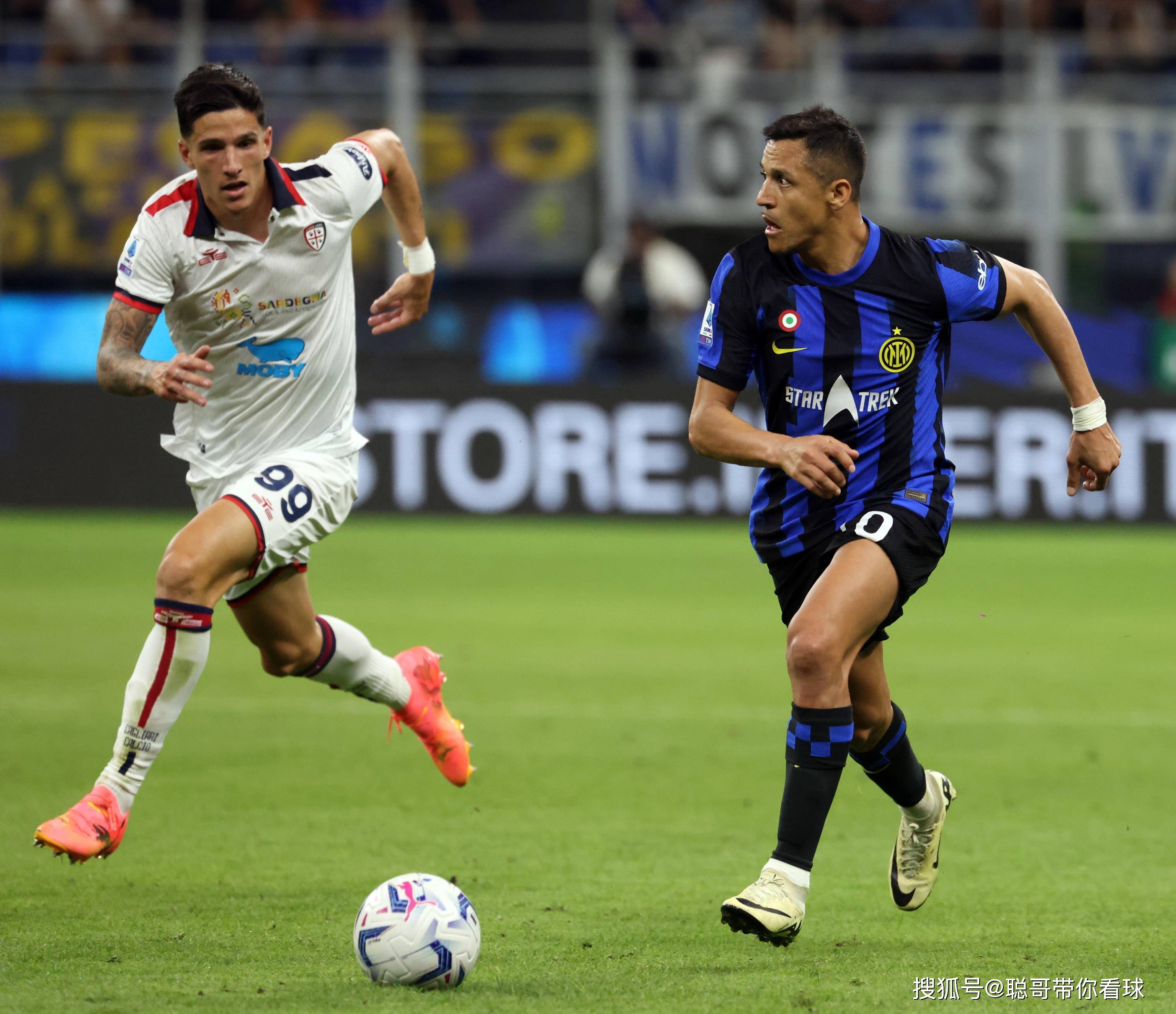 爱游戏体育-卡利亚里门将连续两场扑救,球队积分稳固