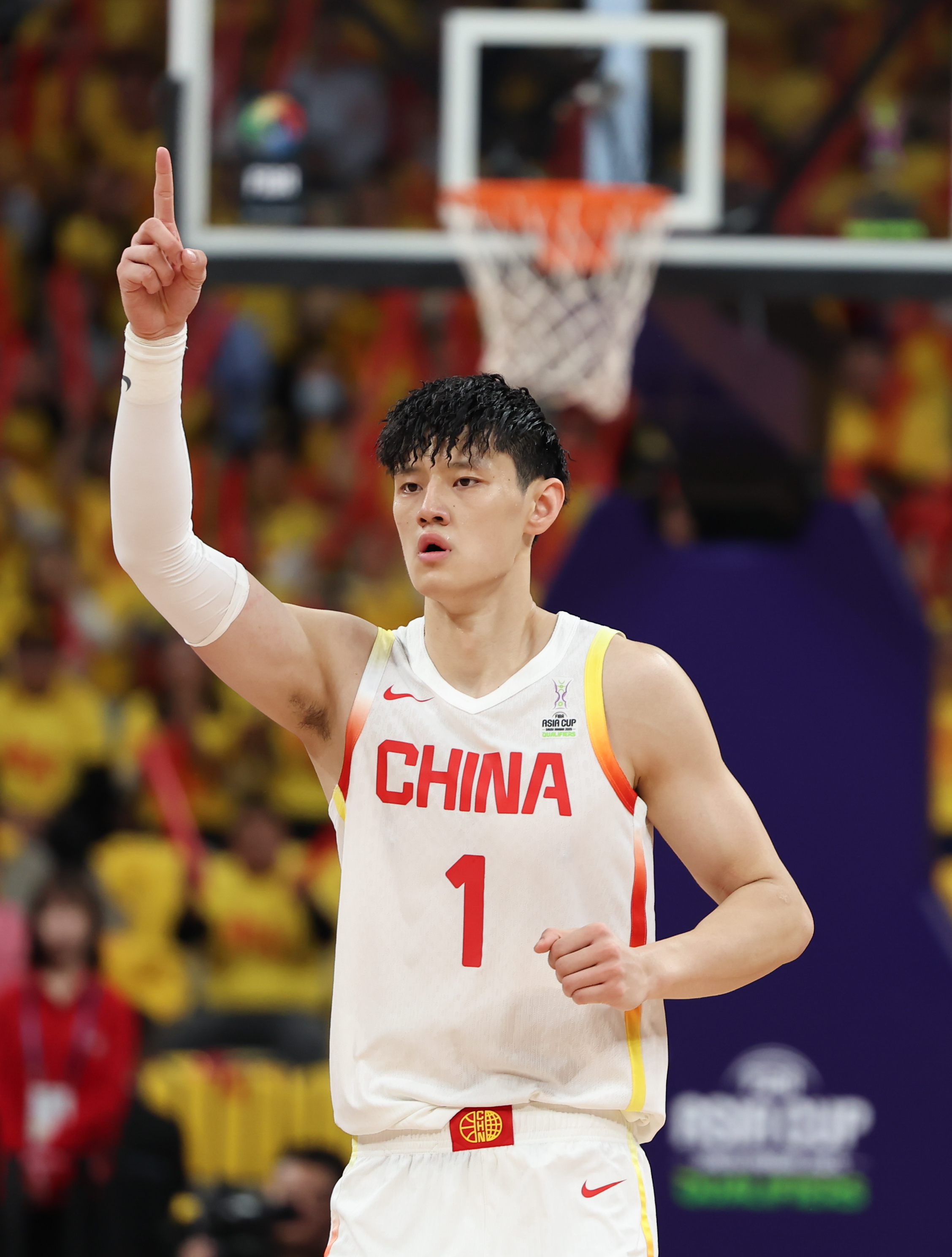 男子篮球比赛惊险拼杀中国队小胜对手 男子篮球比赛惊险拼杀中国队小胜对手