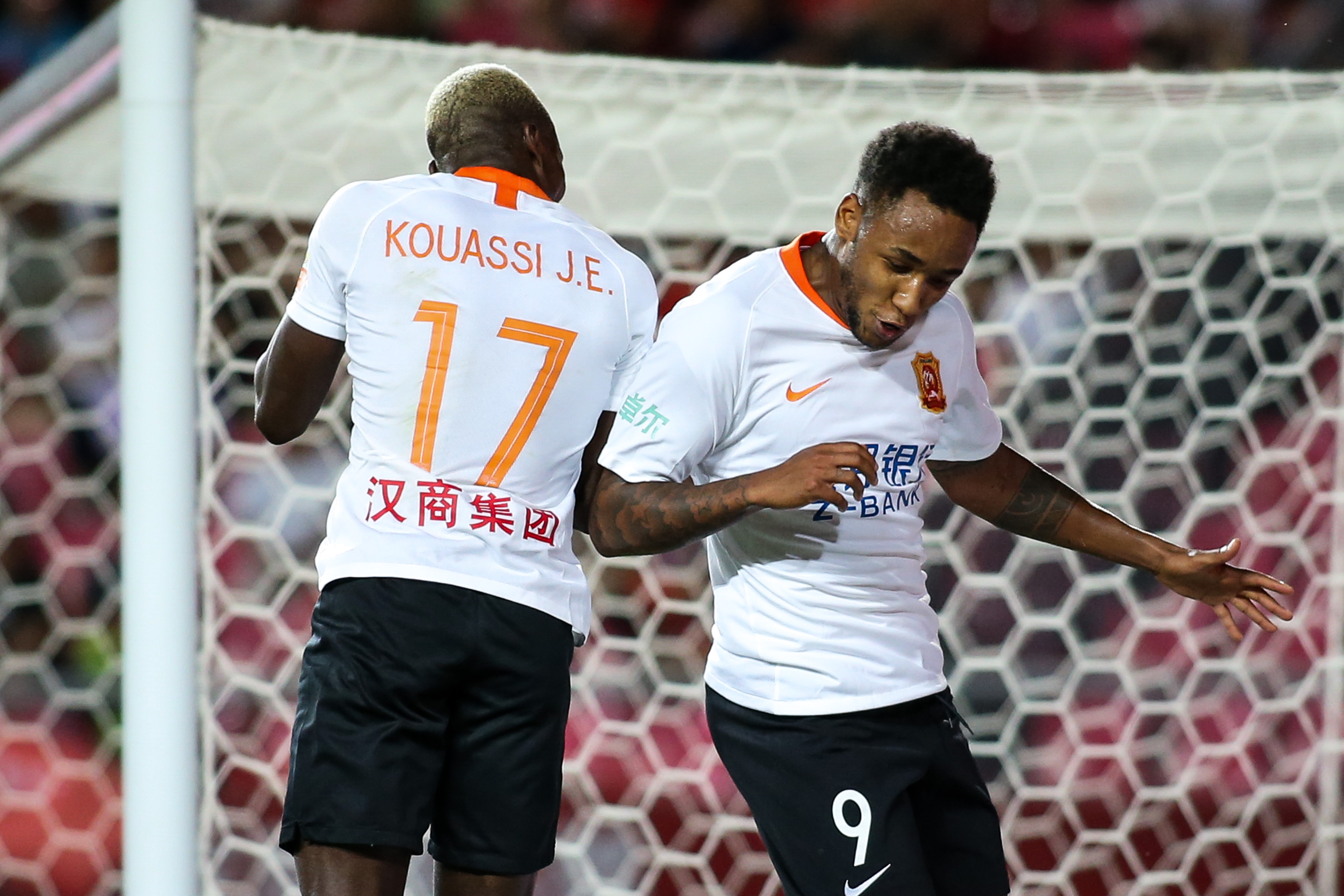 爱游戏官方-大连实德队力克河北华夏队取得胜利的简单介绍