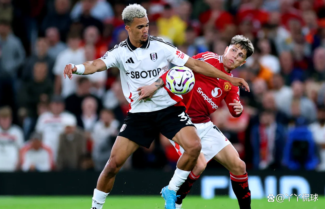 爱游戏-曼联轻松击败富勒姆，保持不败纪录