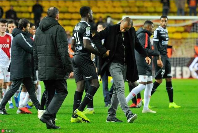 爱游戏官方入口-摩纳哥战平卡昂，失去豪门风范