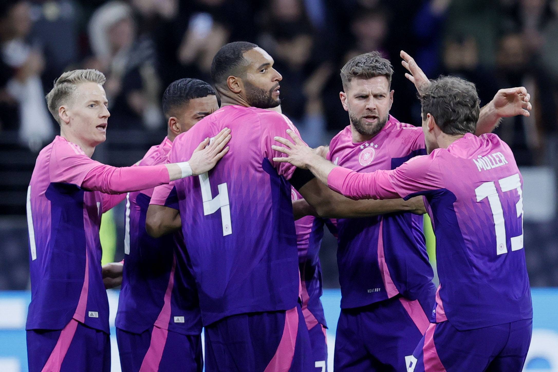 德国队在激烈的比赛中晋级欧洲杯决赛 德国队在激烈的比赛中晋级欧洲杯决赛