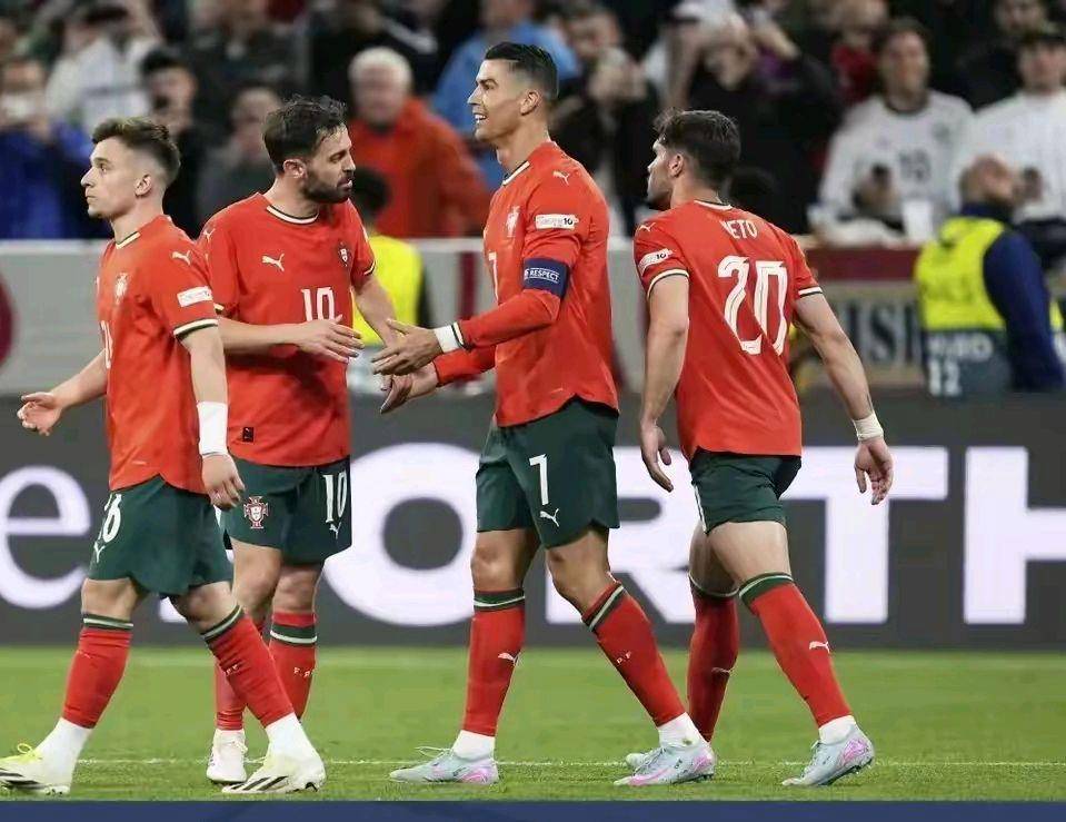 爱游戏官方入口-荷兰国家队在半决赛中逆转击败葡萄牙队