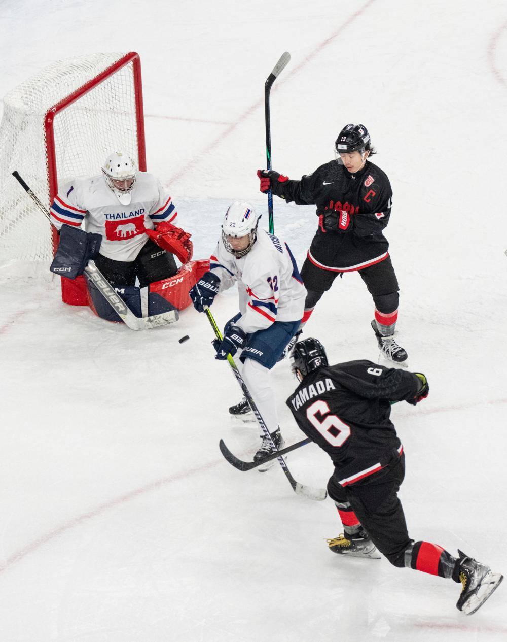 冰岛队绝杀对手,夺得胜利晋级 冰岛队绝杀对手,夺得胜利晋级