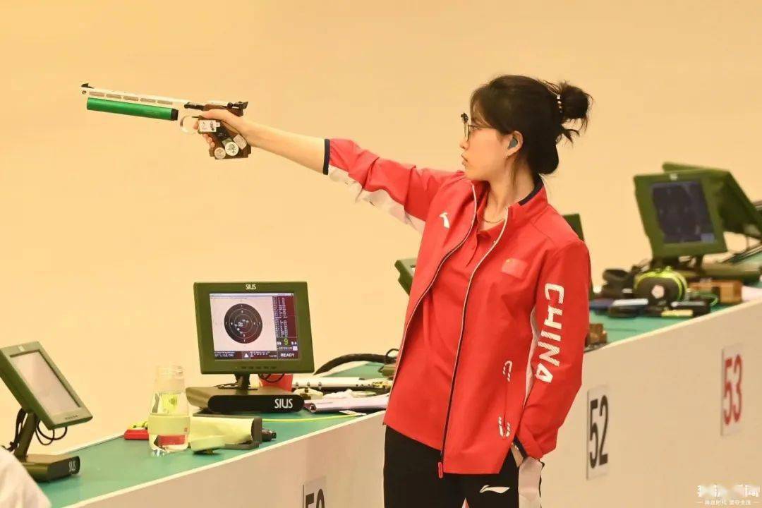 女子米气手枪决赛中国选手夺冠的简单介绍 女子米气手枪决赛中国选手夺冠的简单介绍