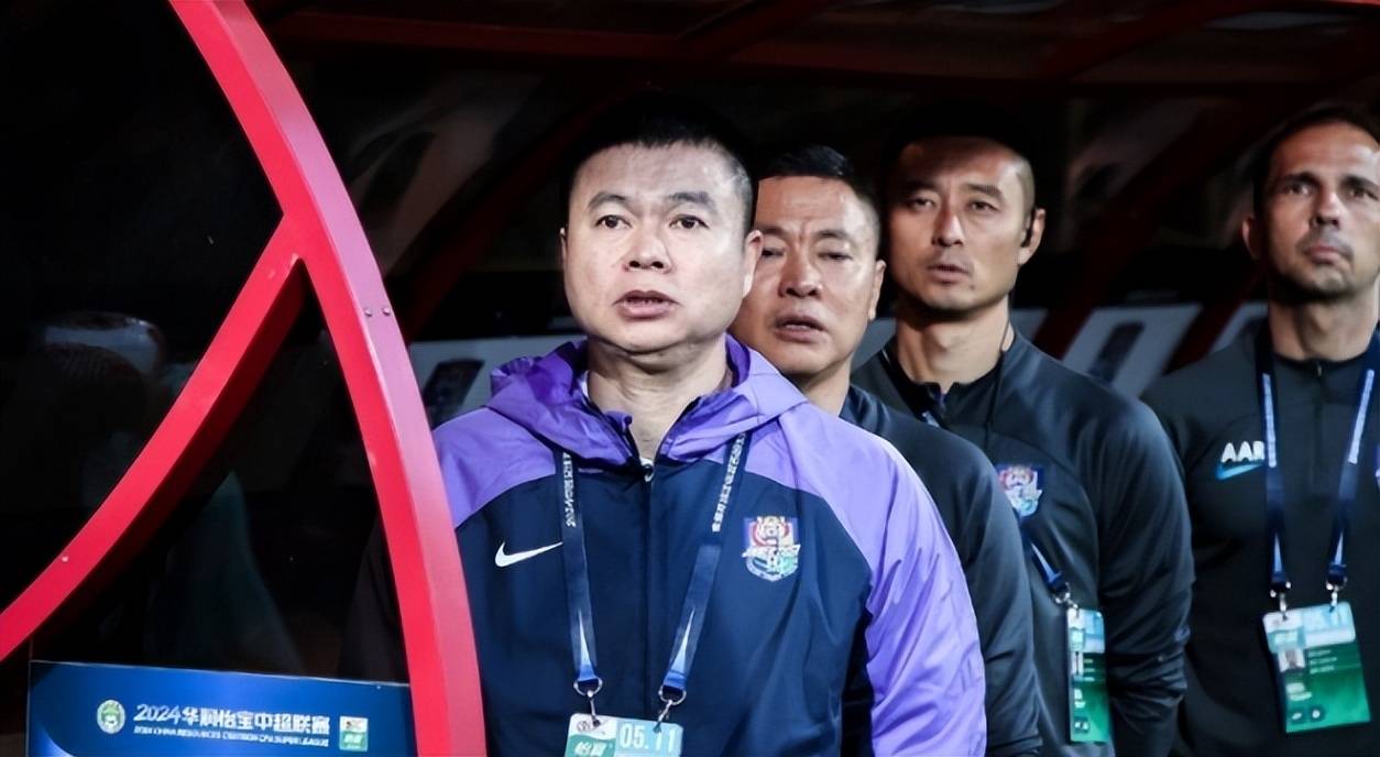 爱游戏官方入口-中超风起云涌,外援军团交锋观众士气高涨的简单介绍