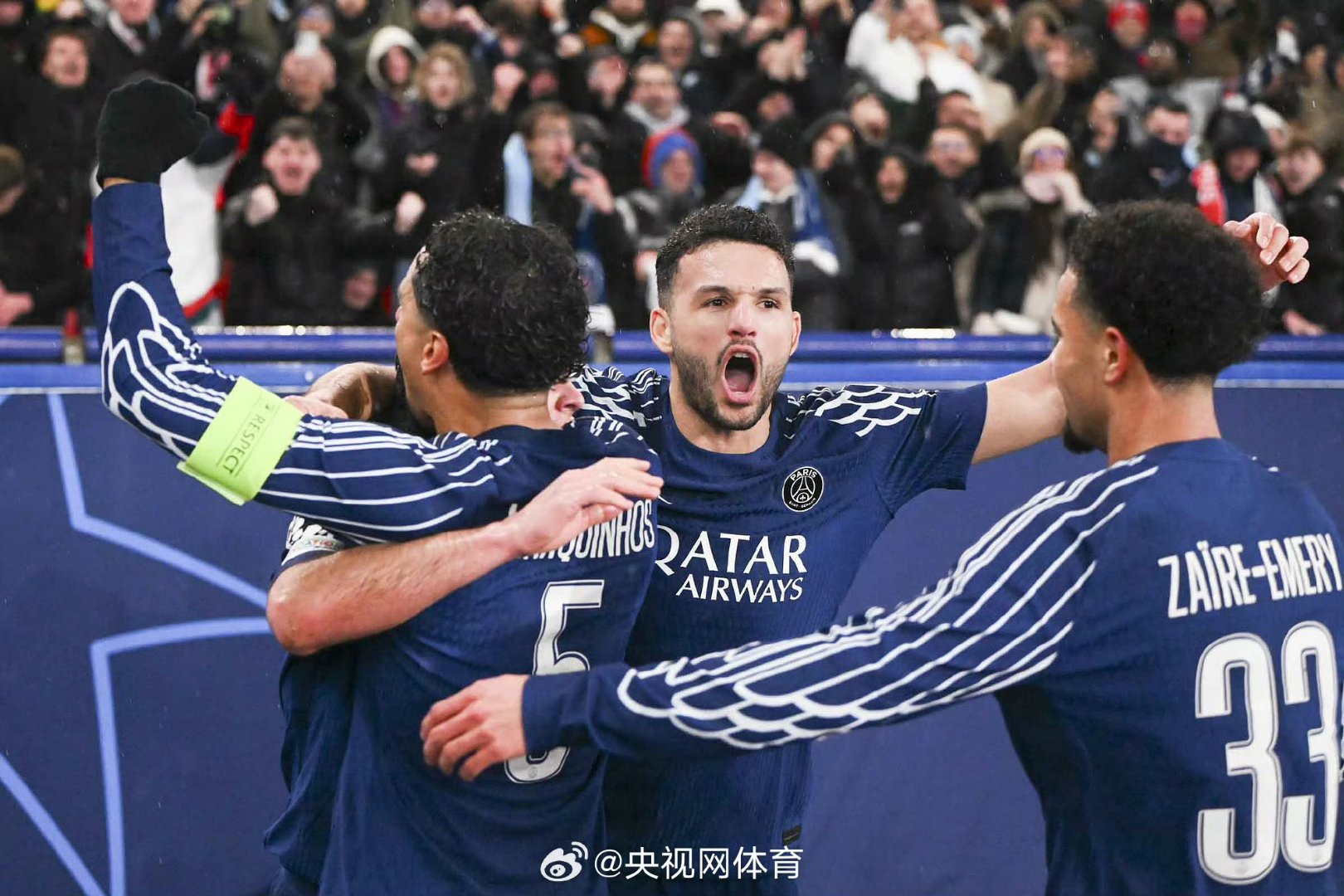 巴黎圣日耳曼客场逆转,晋级淘汰赛 巴黎圣日耳曼客场逆转,晋级淘汰赛