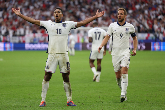 斯洛伐克成功晋级,实力不容小觑的简单介绍 斯洛伐克成功晋级,实力不容小觑的简单介绍