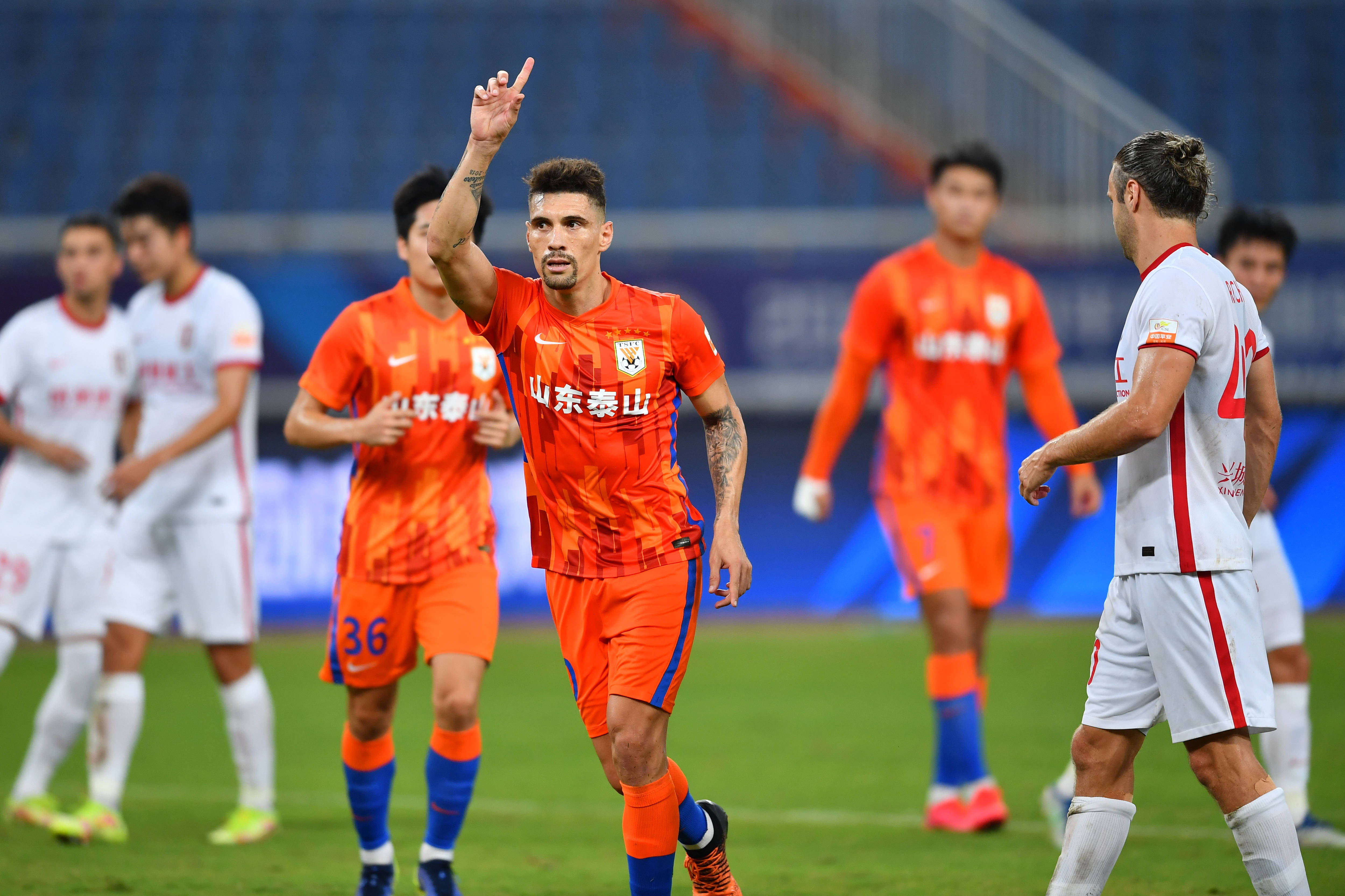 爱游戏tv-小将崭露头角，球迷纷纷点赞