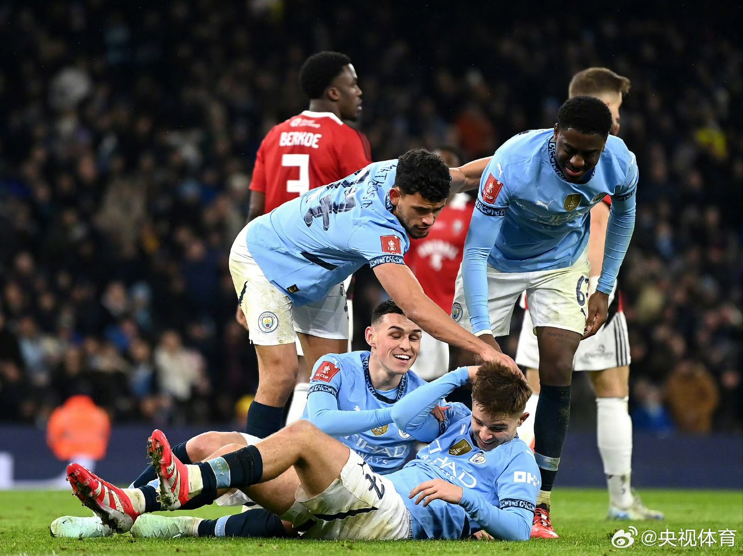 爱游戏官方-曼城主场胜多特蒙德欧冠强势斩关