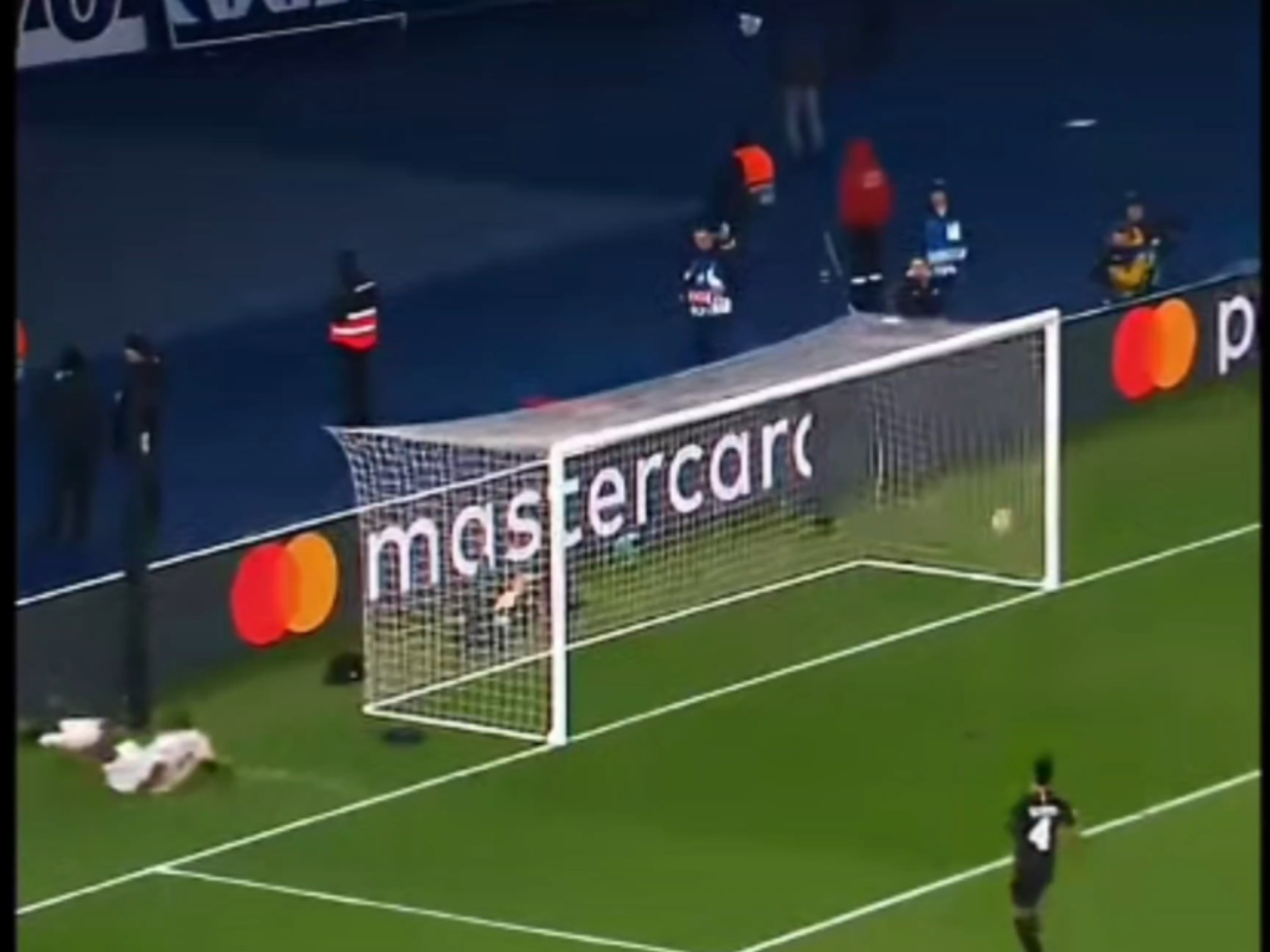 巴黎圣日耳曼逆转失败,遗憾失去欧冠半决赛资格的简单介绍 巴黎圣日耳曼逆转失败,遗憾失去欧冠半决赛资格的简单介绍