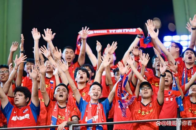 助威呐喊,精彩比赛瞬间令人目不转睛的简单介绍 助威呐喊,精彩比赛瞬间令人目不转睛的简单介绍