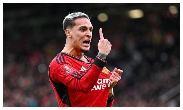 人个进球次助攻!乌鸡、施魏的简单介绍 人个进球次助攻!乌鸡、施魏的简单介绍