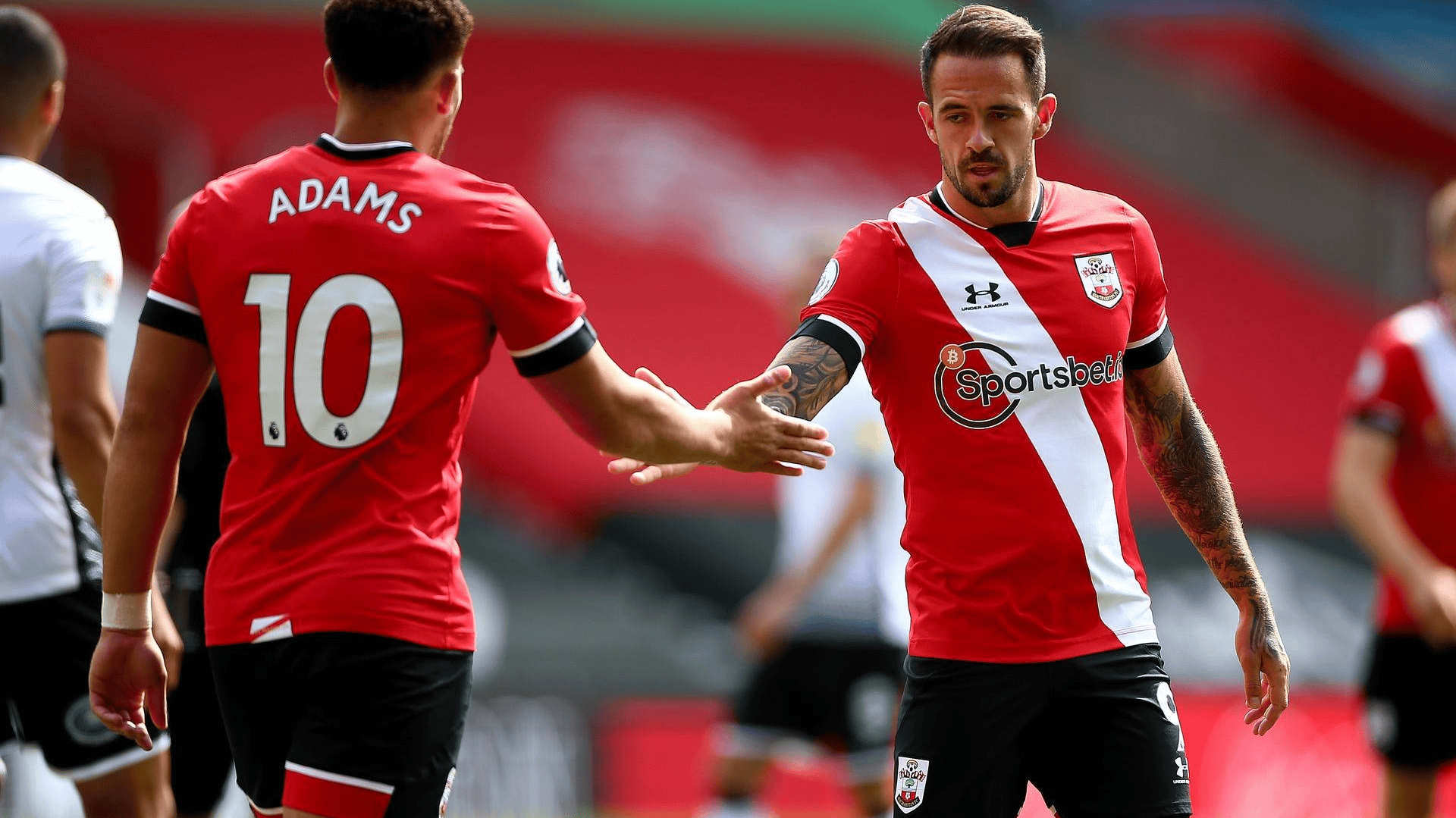 南安普顿绝杀对手,豪取三分 南安普顿绝杀对手,豪取三分