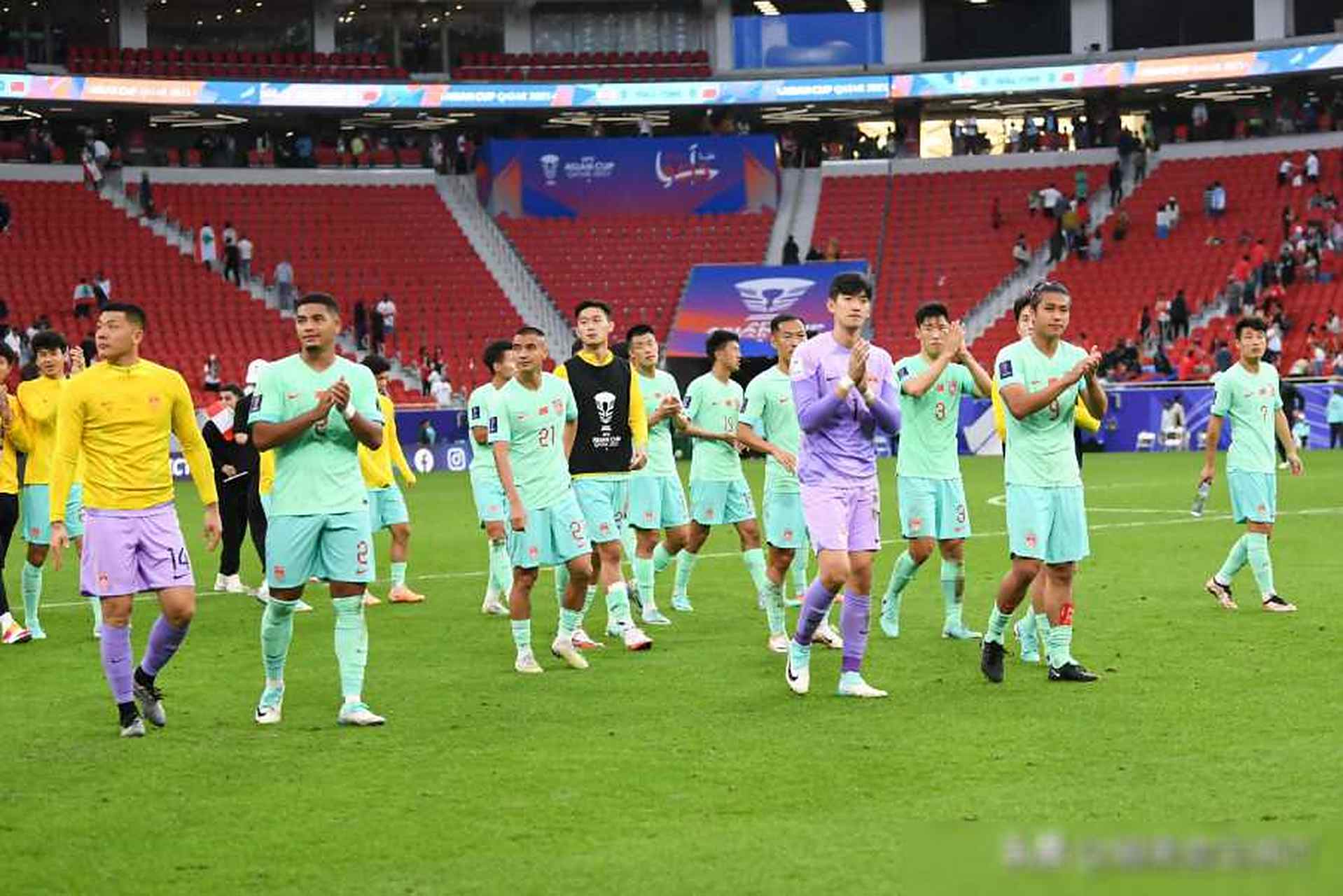 爱游戏体育-包含山东队遭遇困境，教练组紧急召开会议的词条