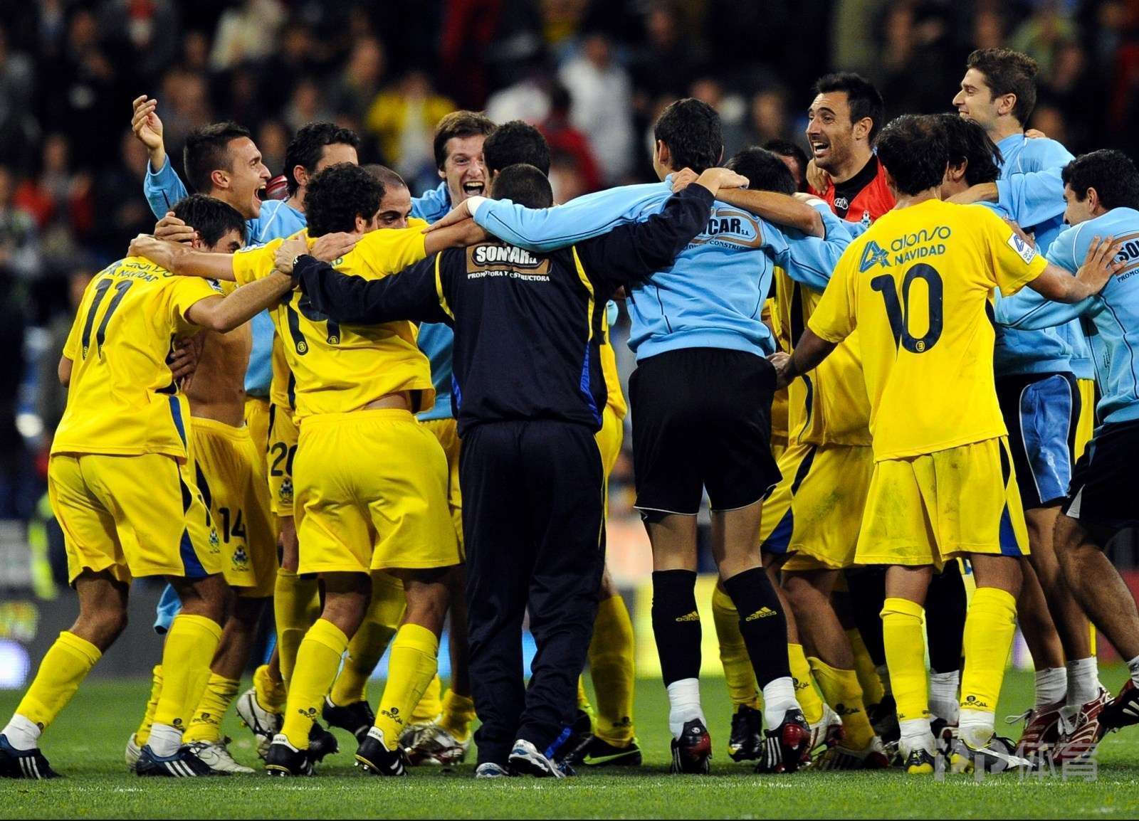 亚特兰大主场告捷,稳固前四位置 亚特兰大主场告捷,稳固前四位置