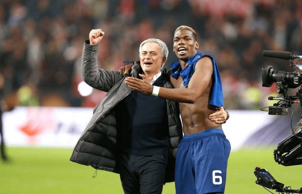 博格巴神奇助攻,曼联逆袭晋级 博格巴神奇助攻,曼联逆袭晋级