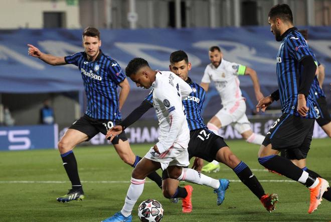 阿贾克斯主场大胜马德里竞技,晋级半决赛 阿贾克斯主场大胜马德里竞技,晋级半决赛