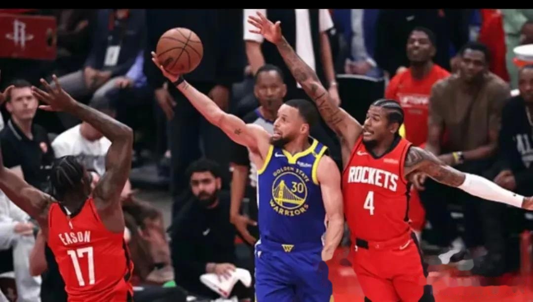 爱游戏下载-勇士队首战告捷，库里再展超强得分能力