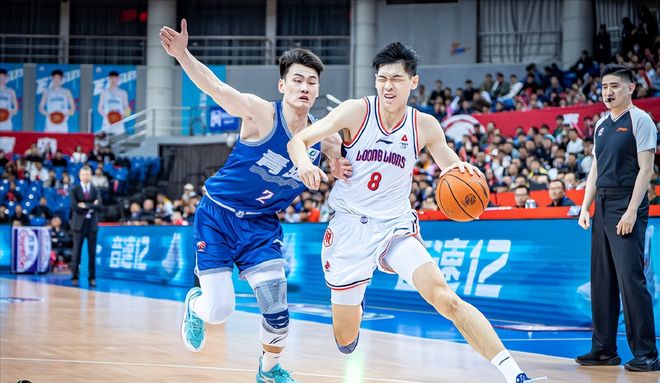 爱游戏入口-湖北队在主场告捷，取得胜利