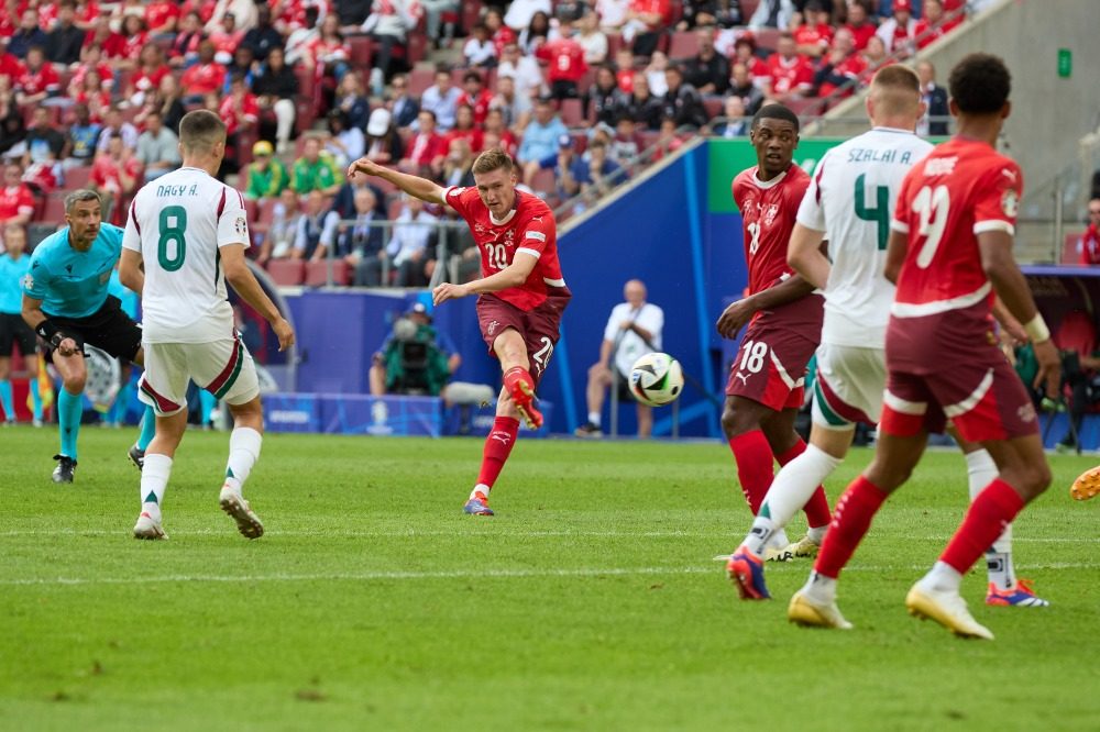 瑞士力克西班牙,晋级欧国杯半决赛 瑞士力克西班牙,晋级欧国杯半决赛