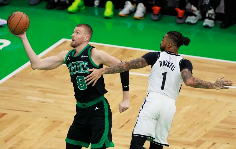 凯尔特人斩落篮网捍卫荣誉,东部豪强实力逐渐稳固 凯尔特人斩落篮网捍卫荣誉,东部豪强实力逐渐稳固