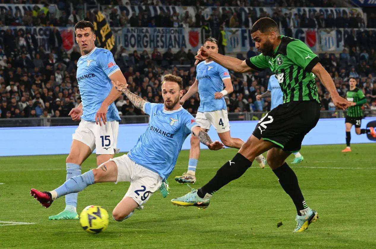 意甲强队碰撞:那不勒斯豪取胜利 意甲强队碰撞:那不勒斯豪取胜利