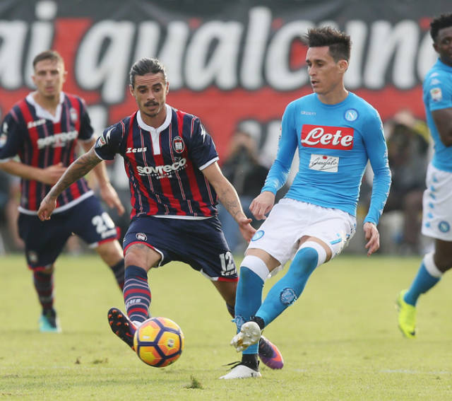 克罗托内主场惨败,遭遇保级压力 克罗托内主场惨败,遭遇保级压力