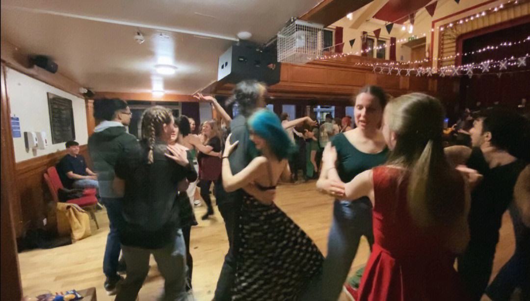 爱游戏在线-苏格兰女子雪地项目选手表现卓越的简单介绍