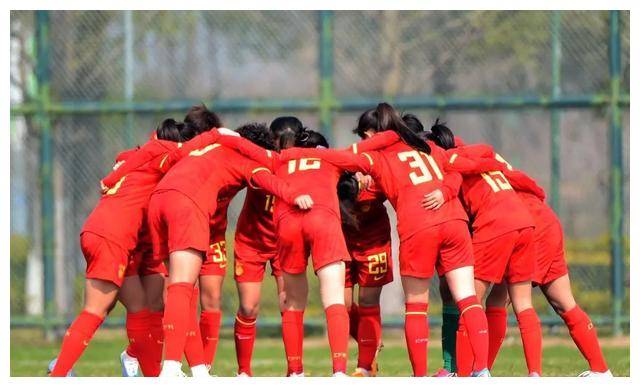 田园风光背后,华人女足的拼搏成绩的简单介绍 田园风光背后,华人女足的拼搏成绩的简单介绍