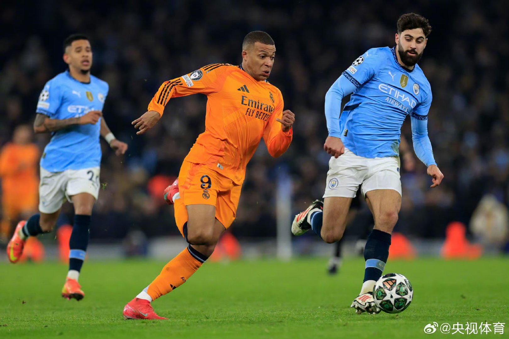 爱游戏-贝尔纳多攻破，曼城成功杀入欧冠四强