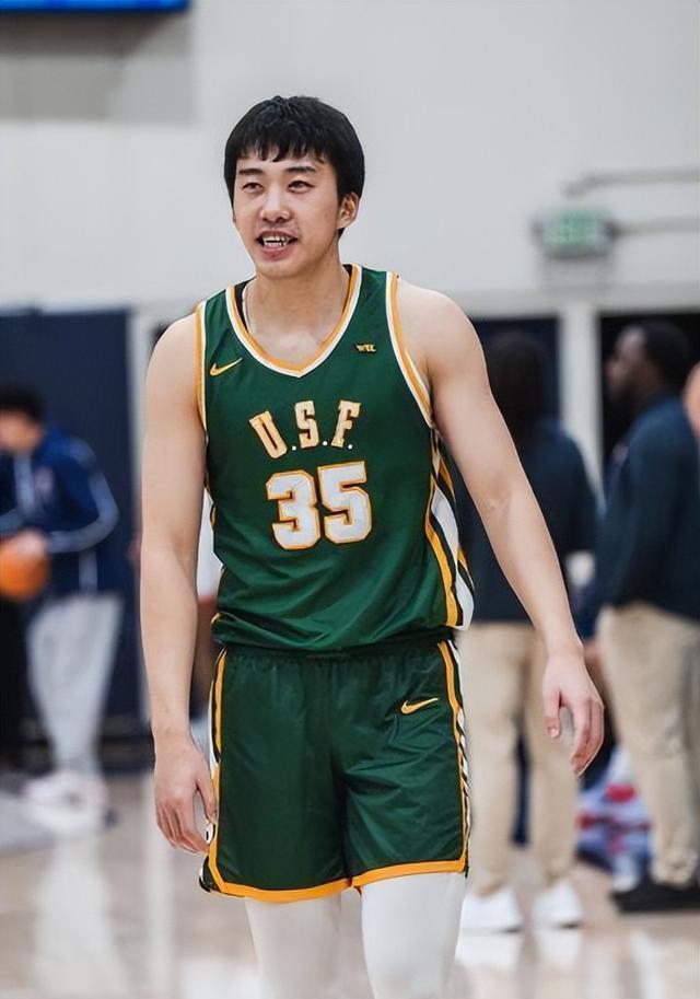 辽宁男篮球员获得赛季最佳表现 辽宁男篮球员获得赛季最佳表现