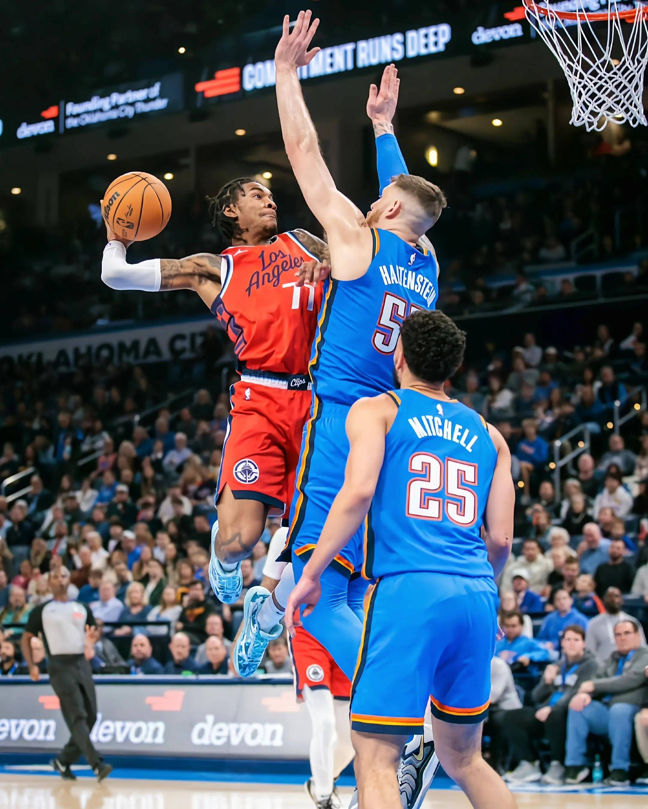 快船客场力克活塞,结束三连败 快船客场力克活塞,结束三连败