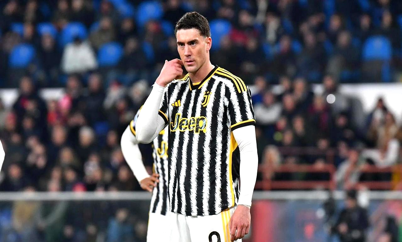 爱游戏官方-尤文图斯主场告捷，瓦拉内独进两球