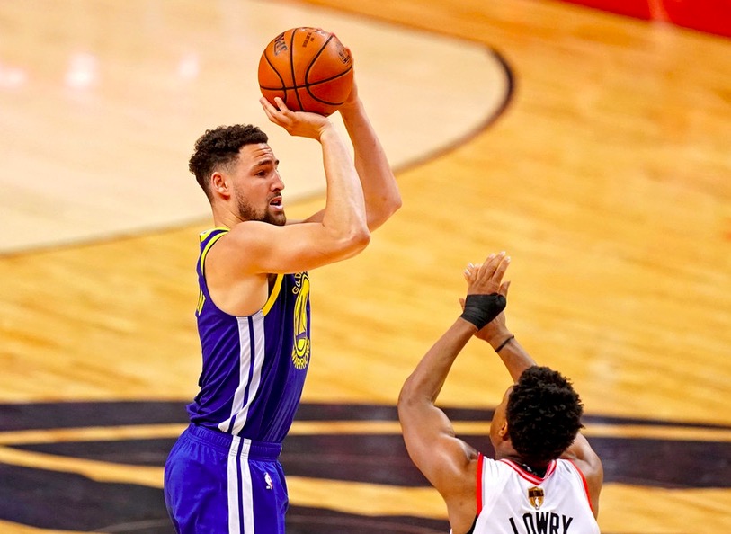 失球连连,卫冕冠军难获胜利的简单介绍 失球连连,卫冕冠军难获胜利的简单介绍