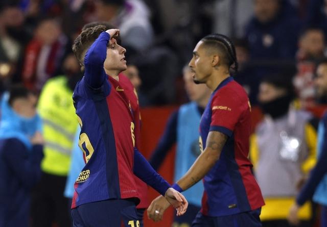 爱游戏在线-塞维利亚主场取胜,继续追赶榜首球队!