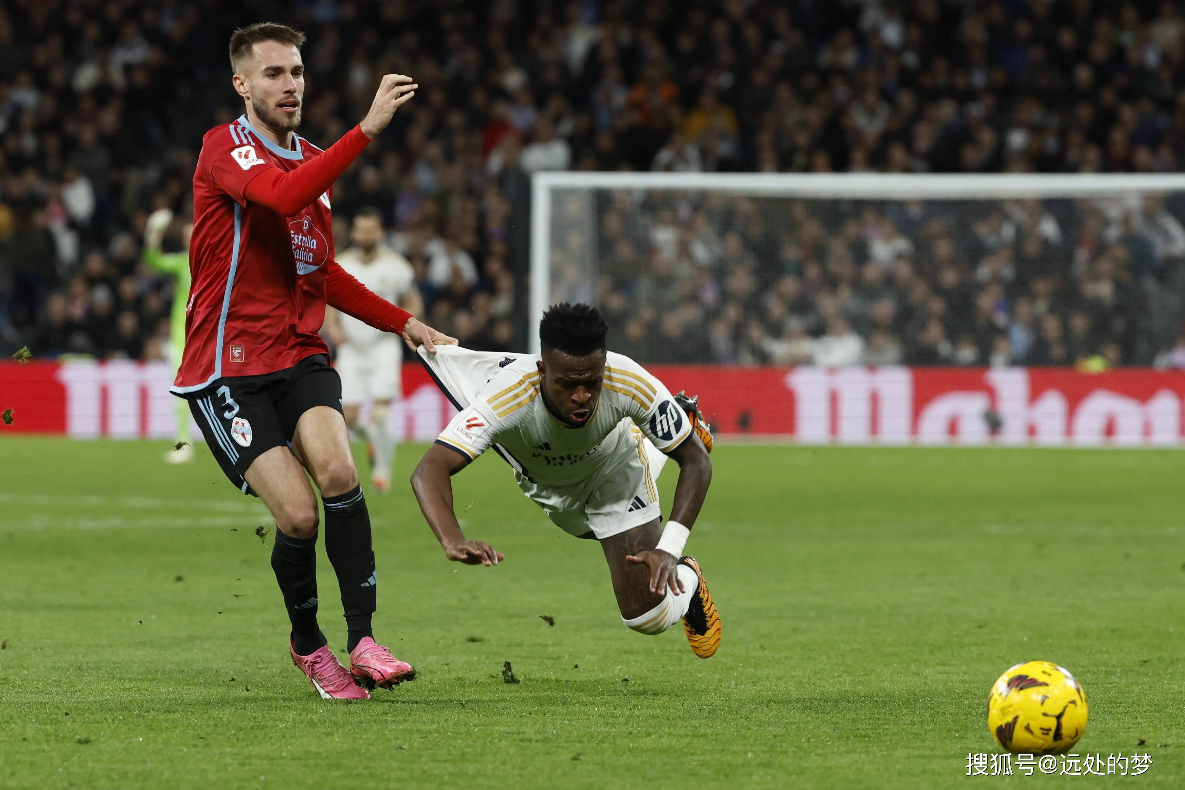 赛场风暴:欧洲男足实力较量再掀高潮的简单介绍 赛场风暴:欧洲男足实力较量再掀高潮的简单介绍