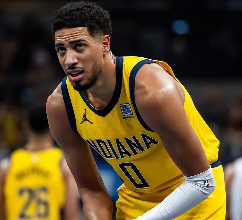 爱游戏-爵士队客场夺冠，米切尔火力全开的简单介绍